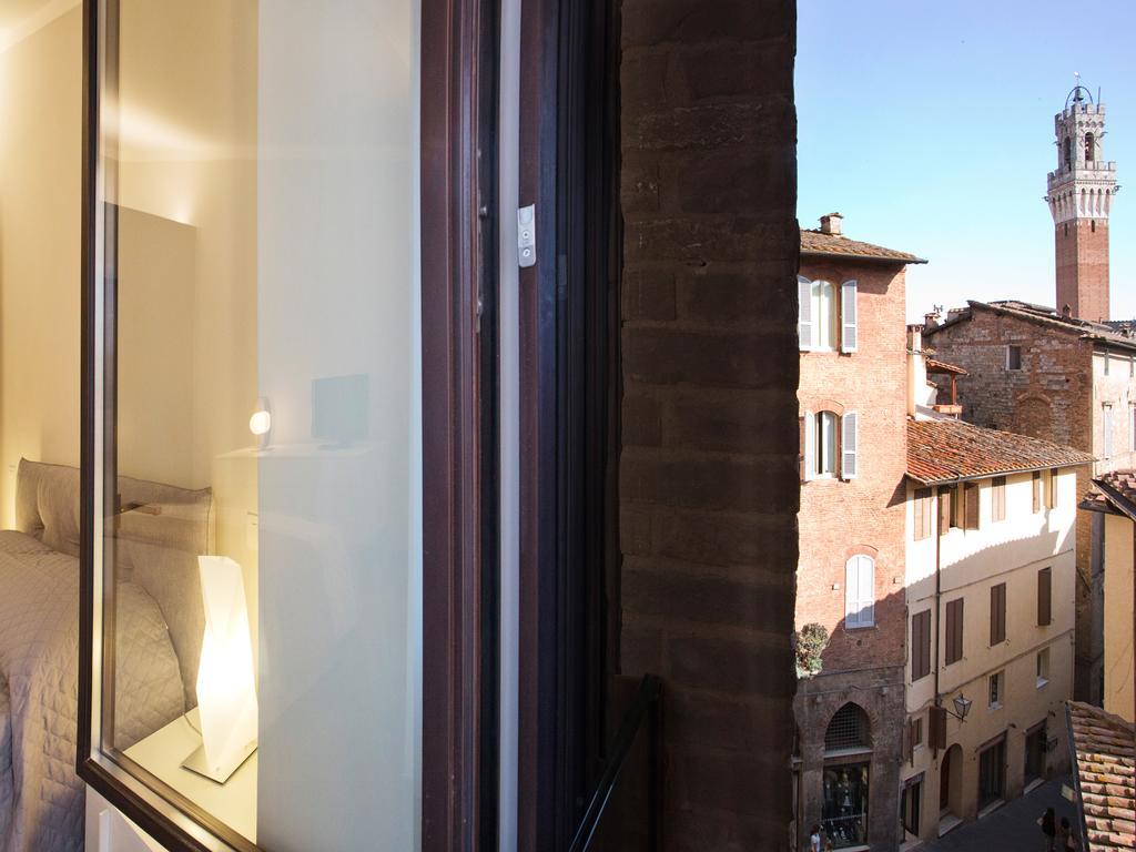 Il Tolomei - Central In The Middle Of Main Street Siena Zimmer foto